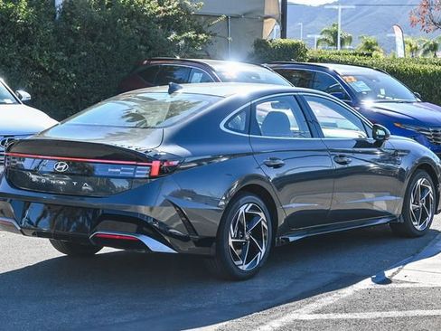 New 2026 Hyundai Sonata SEL FWD image 4