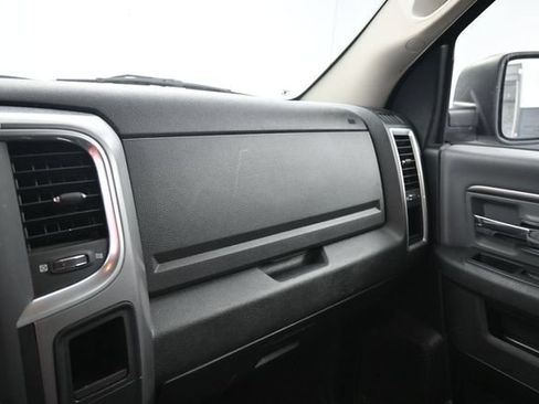 Used 2024 RAM 1500 Classic SLT AWD/4WD image 18