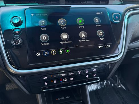 Used 2023 Chevrolet Bolt LT w/ Infotainment Package FWD image 12