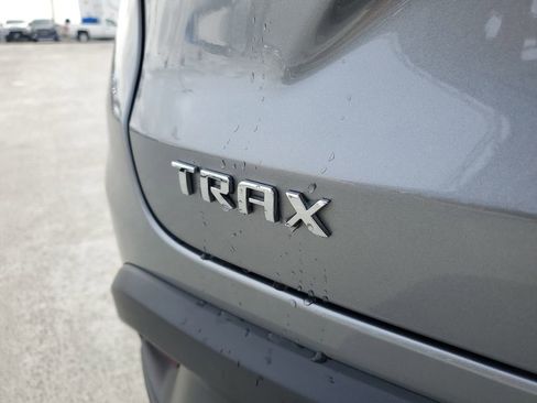 Used 2024 Chevrolet Trax LS w/ Driver Confidence Package image 7