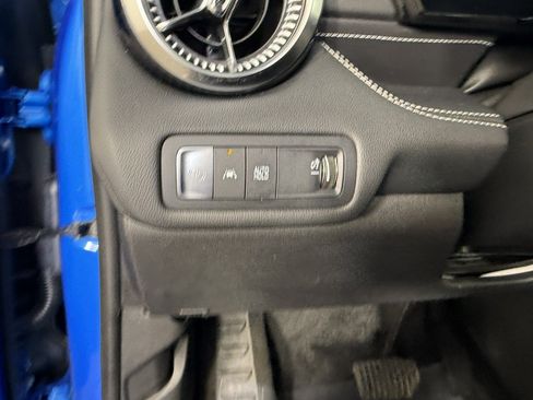 Used 2024 Chevrolet Blazer EV LT AWD/4WD image 22