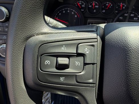 Used 2023 Chevrolet Silverado 1500 Custom AWD/4WD image 23