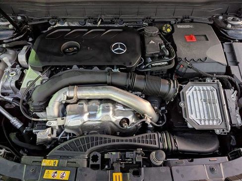 Certified 2025 Mercedes-Benz GLB 250 image 22