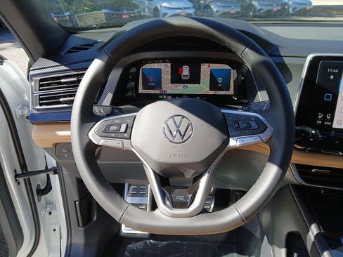 New 2026 Volkswagen Atlas Cross Sport SEL R-Line AWD/4WD image 14