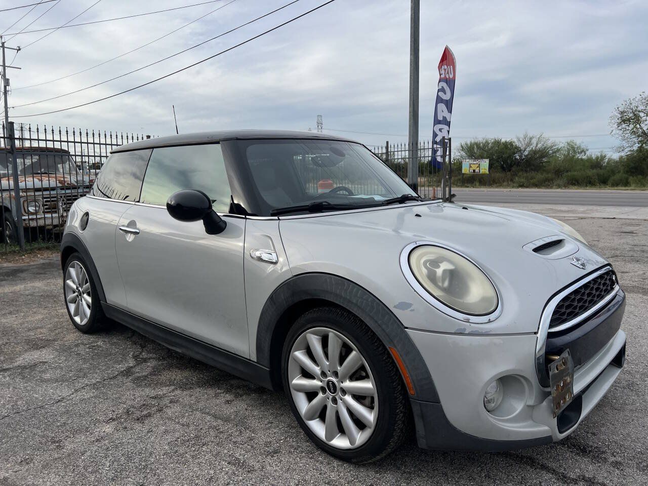 Used 2015 MINI Cooper S FWD image 2