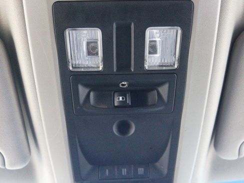 Used 2014 RAM 1500 Sport w/ Remote Start & Security Group image 27