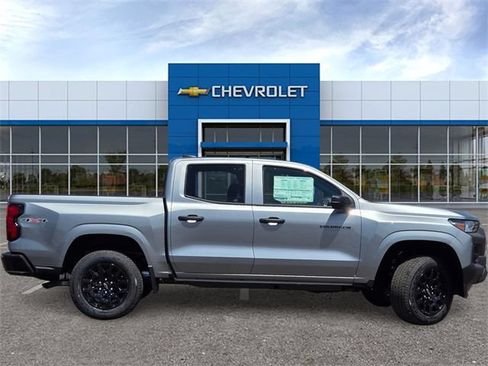 New 2026 Chevrolet Colorado W/T w/ WT Custom Package AWD/4WD image 3
