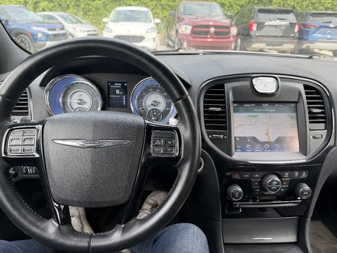 Used 2014 Chrysler 300 S AWD/4WD image 18