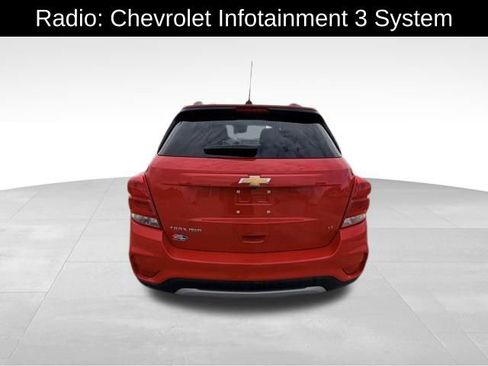 Certified 2020 Chevrolet Trax LT w/ LT Convenience Package image 6