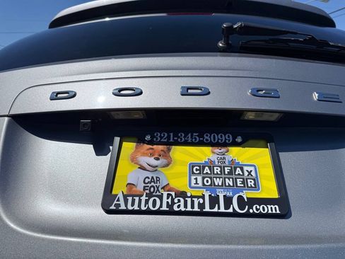 Used 2016 Dodge Grand Caravan SE FWD image 8