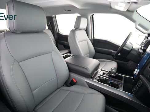 Used 2025 Ford F150 Lightning Flash image 17