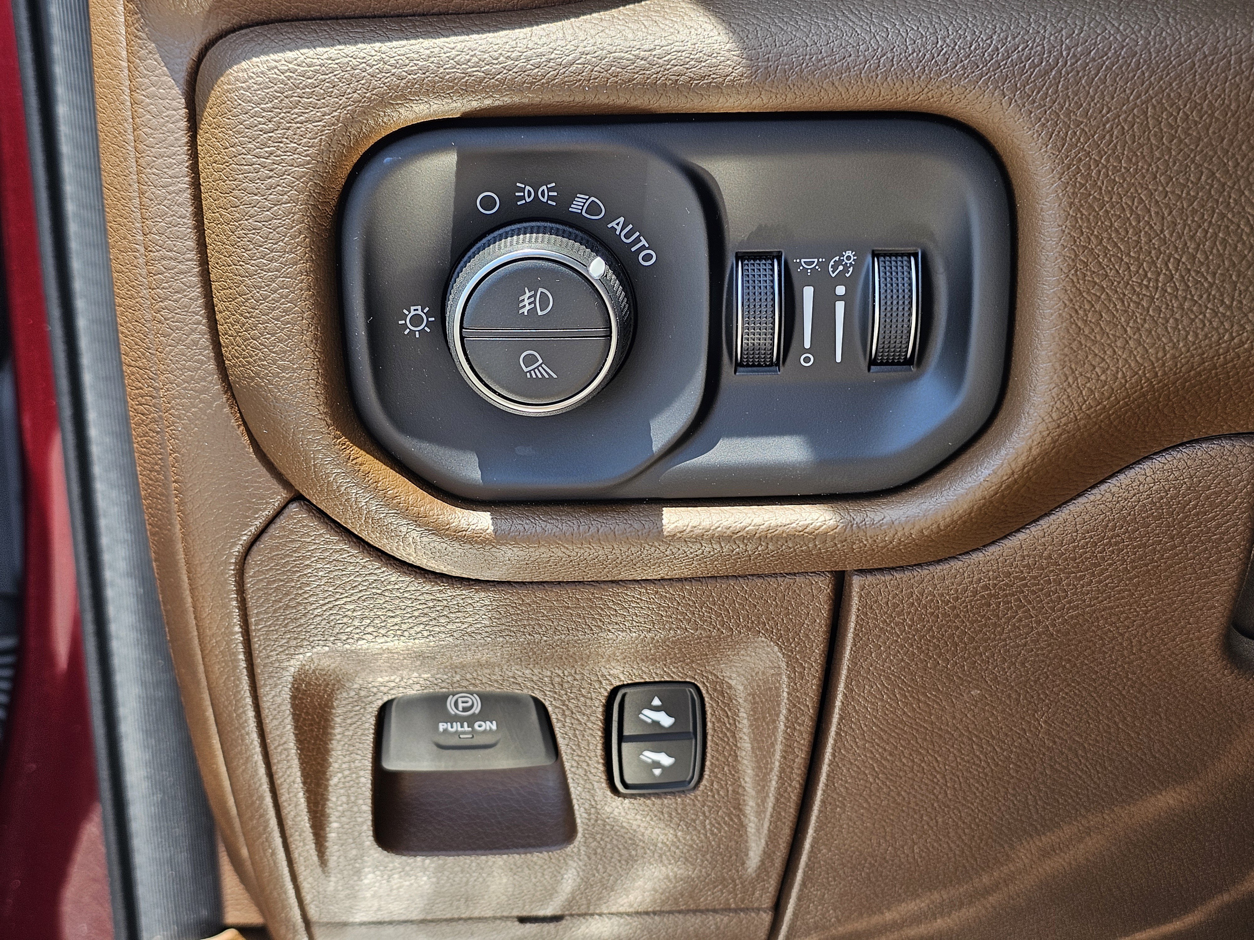 Used 2020 RAM 1500 Laramie w/ Protection Group AWD/4WD image 19