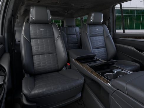 New 2026 Cadillac Escalade ESV Platinum Sport AWD/4WD image 17
