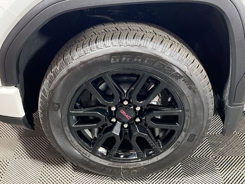 Used 2026 GMC Sierra 1500 Elevation AWD/4WD image 22