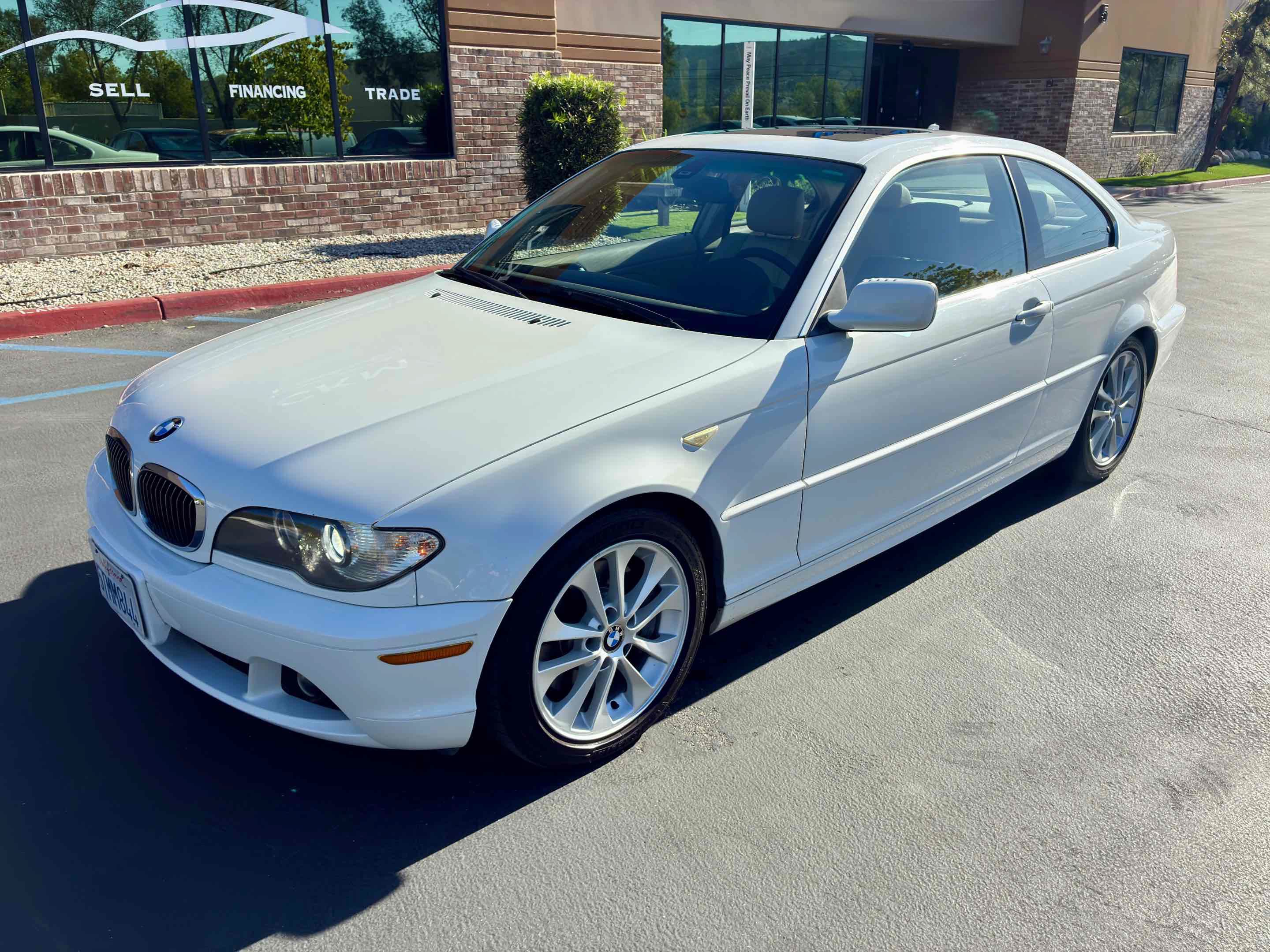 Used 2006 BMW 330Ci Coupe RWD image 4