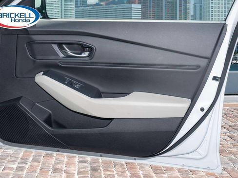 Certified 2023 Honda Accord EX image 12