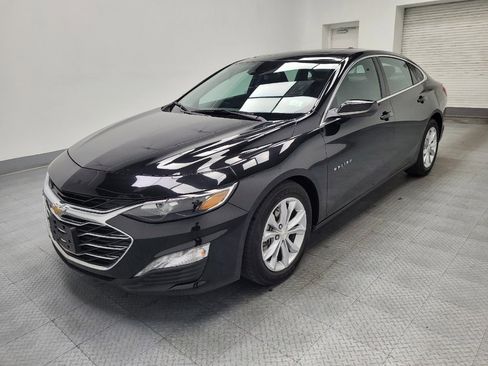 Used 2024 Chevrolet Malibu LT image 2