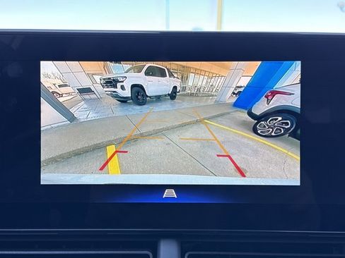 New 2026 Chevrolet Trax LT w/ Sunroof Package image 8