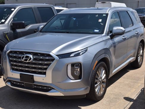 Used 2020 Hyundai Palisade Limited FWD image 2