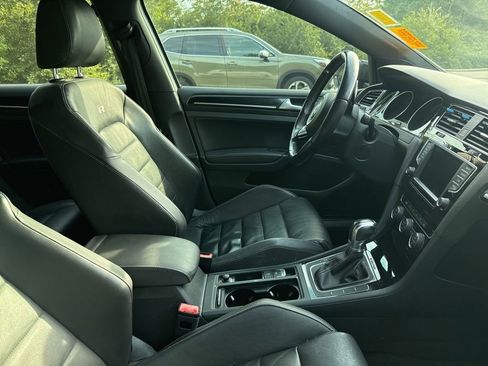 Used 2016 Volkswagen Golf R 4-Door AWD/4WD image 13