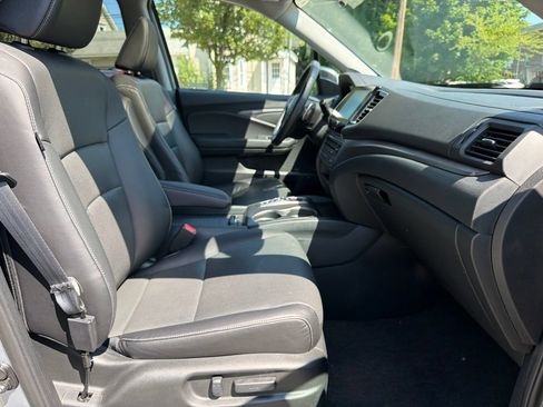 Used 2023 Honda Ridgeline RTL image 32