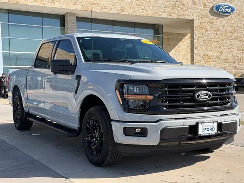 New 2026 Ford F150 XLT w/ Equipment Group 302A MID image 54