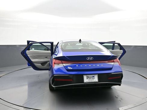 Certified 2024 Hyundai Elantra SEL w/ Convenience Package FWD image 47