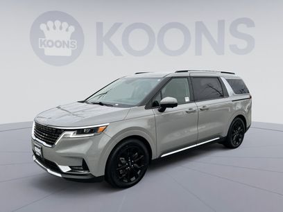 Used 2022 Kia Carnival SX