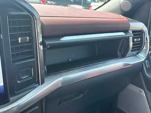 Used 2022 Ford F150 Lariat w/ Equipment Group 502A High AWD/4WD image 39