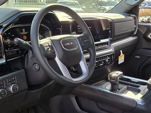 New 2026 GMC Sierra 1500 SLT w/ SLT Premium Package image 13