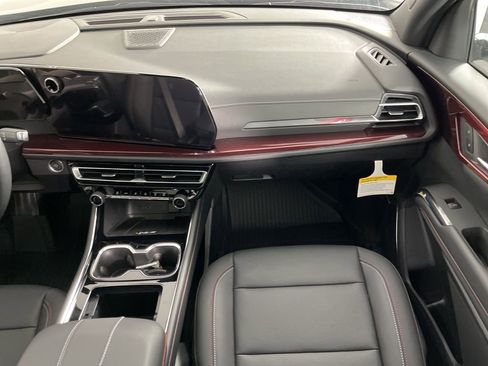 New 2026 Chevrolet Traverse Z71 w/ Enhanced Driving Package image 16