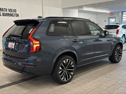 New 2026 Volvo XC90 T8 Ultra w/ Protection Package AWD/4WD image 5