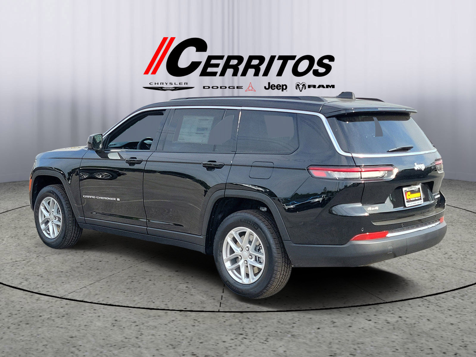 New 2026 Jeep Grand Cherokee L 4WD image 2