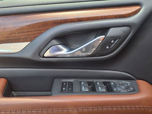 Certified 2023 GMC Yukon XL Denali Ultimate image 9