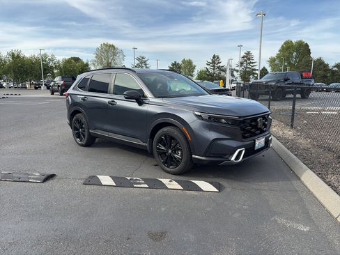 Used 2023 Honda CR-V Sport Touring image 2