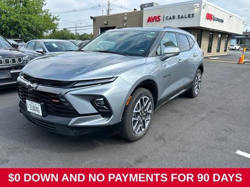Used 2025 Chevrolet Blazer RS FWD image 1