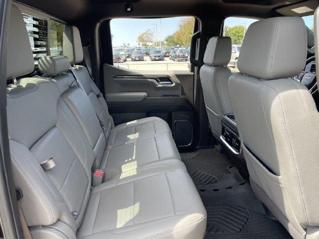 Used 2022 Chevrolet Silverado 1500 LTZ AWD/4WD image 29