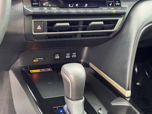 Certified 2025 Toyota Camry XSE image 27