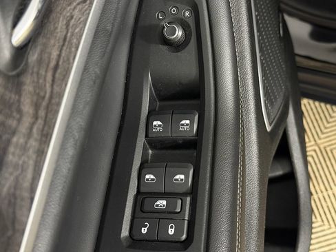 Used 2024 Jeep Grand Cherokee Limited 4xe AWD/4WD image 37