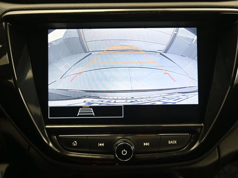 Certified 2023 Chevrolet TrailBlazer ACTIV w/ Sun and Liftgate Package FWD image 17