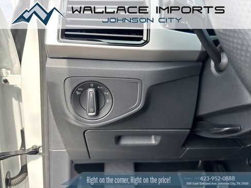 Used 2022 Volkswagen Atlas SEL Premium AWD/4WD image 33