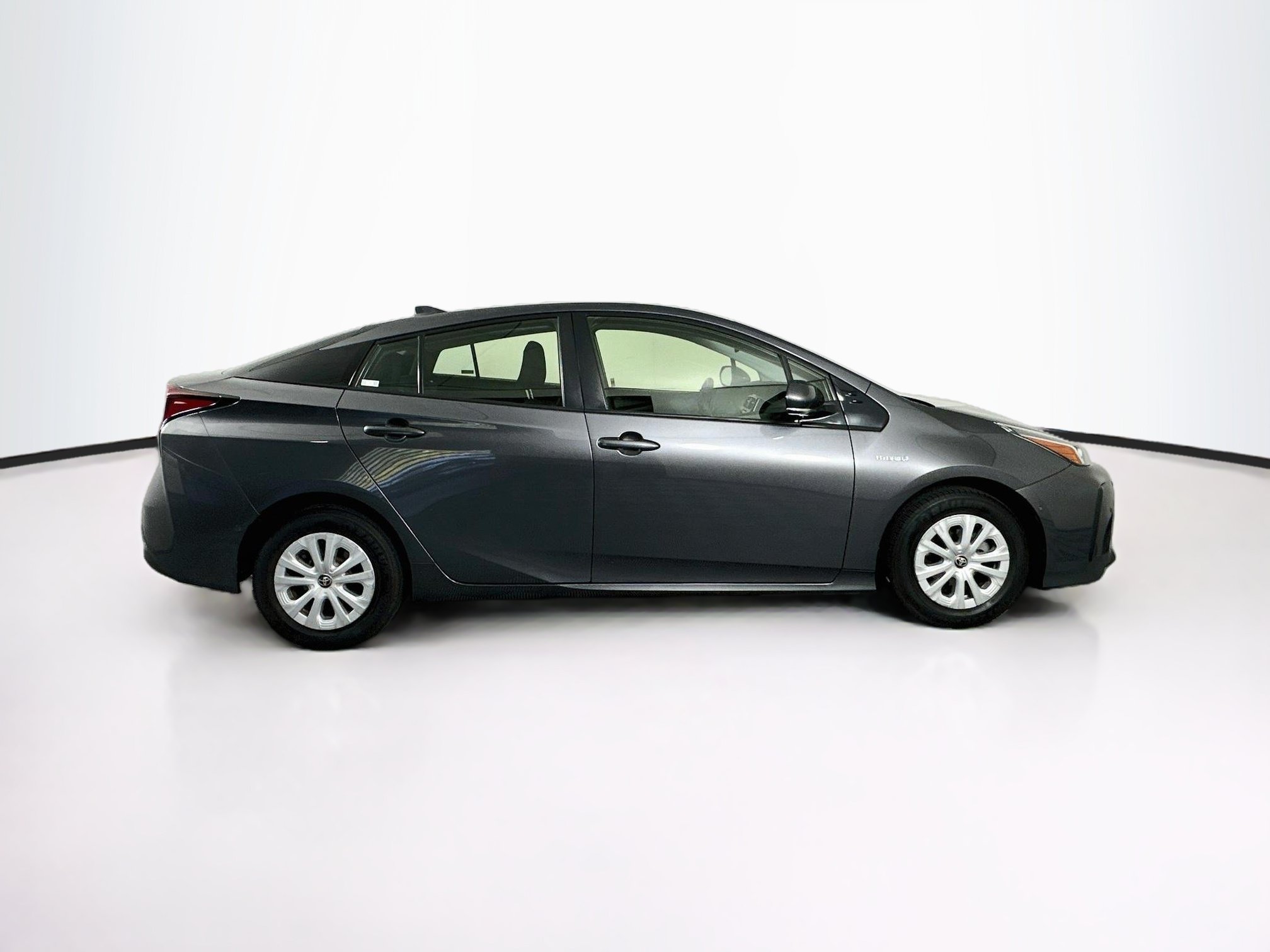 Used 2019 Toyota Prius LE FWD image 10