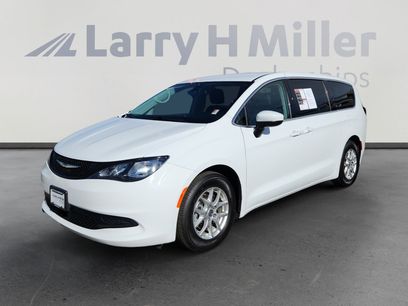 Used 2022 Chrysler Voyager LX