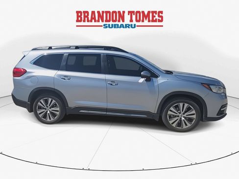 Used 2022 Subaru Ascent Limited w/ Technology Package AWD/4WD image 10