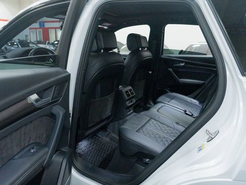 Used 2020 Audi SQ5 Premium Plus w/ Premium Plus Package AWD/4WD image 24