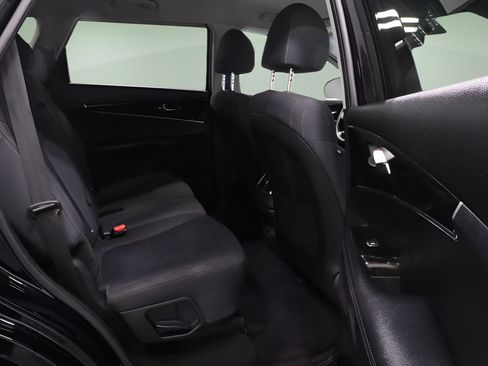 Used 2019 Kia Sorento AWD image 14