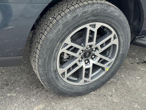 New 2025 Ford Expedition Max Active image 4