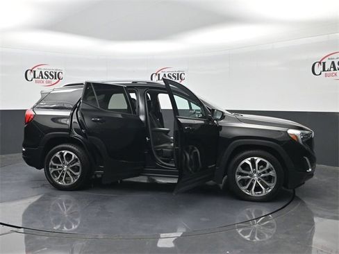 Used 2019 GMC Terrain SLT image 30