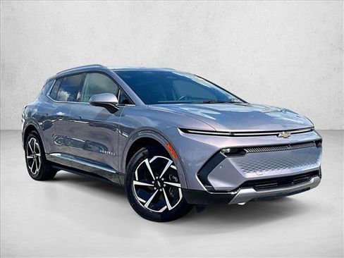 Certified 2024 Chevrolet Equinox EV LT w/ Active Safety Package 3 FWD image 12