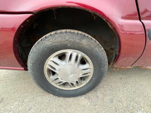 Used 2003 Chevrolet Venture LS w/ Convenience Package image 17